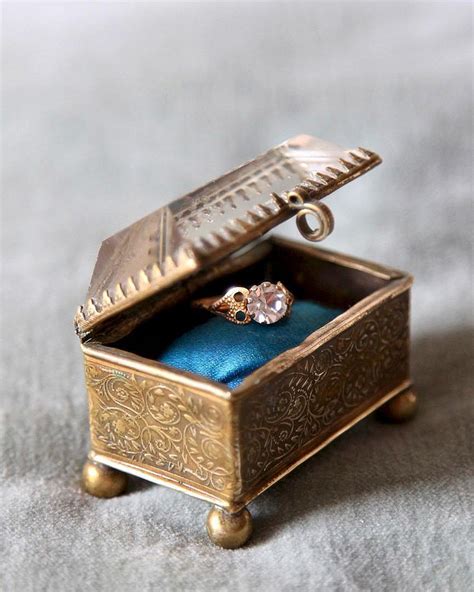 vintage engagement ring boxes